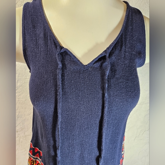 Altard State Embroidered Sleeveless Top - Picture 6 of 10